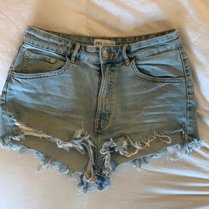 Hi rise denim shorts